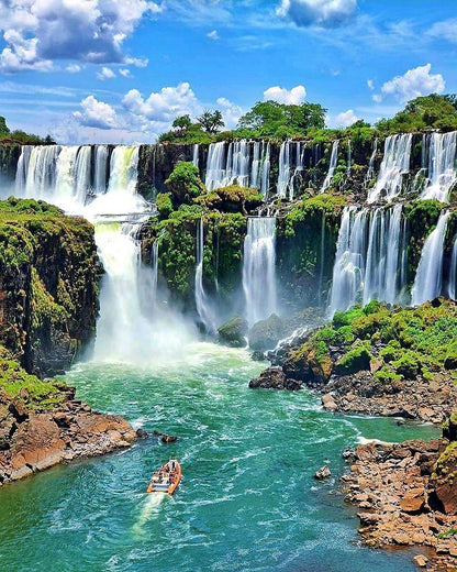 COMBOS OLIVERTUR - CATARATAS ARGENTINA COM ALMOÇO E INGRESSO